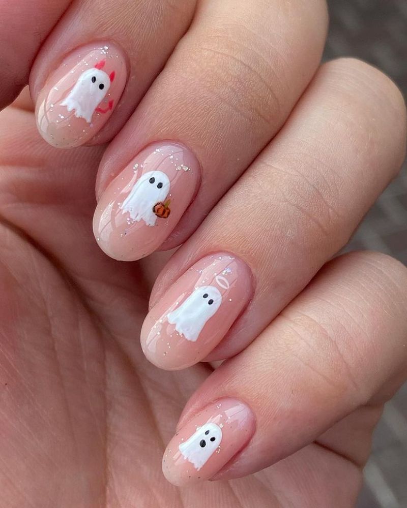Cute ghosts nails